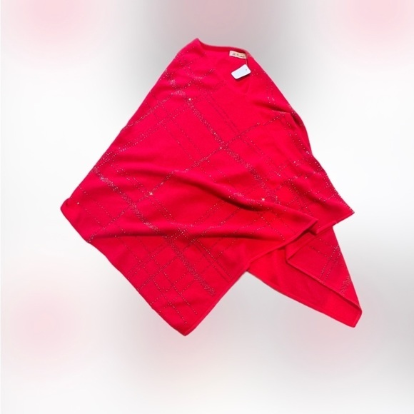 La fiorenta Red Knit Poncho Elegant Embellishments V Neck Lightweight One Size - Picture 2 of 11